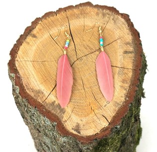 Pendientes estilo Ibiza con pluma - Rosa viejo (1 ud.)